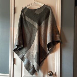 Charming Charlie Olive Green & Taupe Geometric Poncho Cape